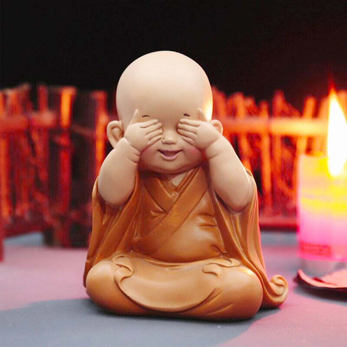 Peça Decorativa Estátua Budismo pequeno Buda em Resina para Casa e Escritório