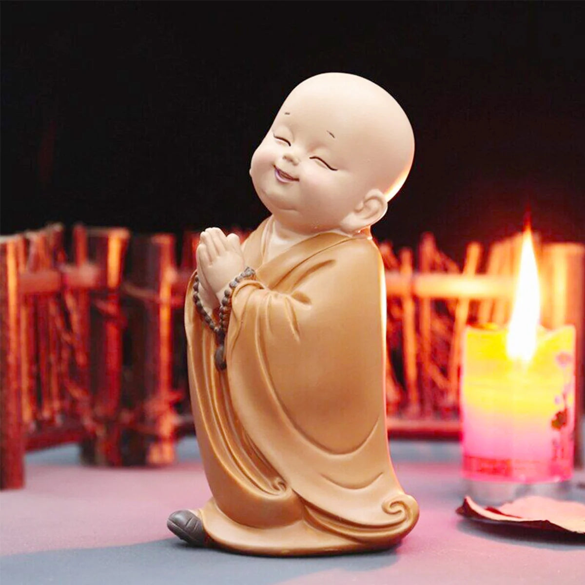 Peça Decorativa Estátua Budismo pequeno Buda em Resina para Casa e Escritório