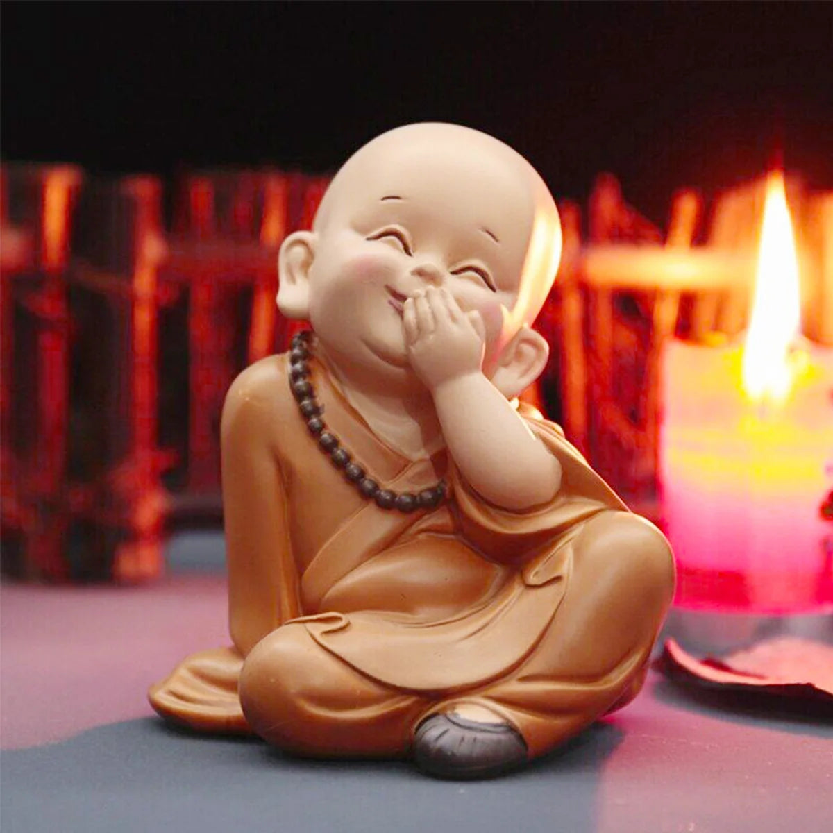 Peça Decorativa Estátua Budismo pequeno Buda em Resina para Casa e Escritório